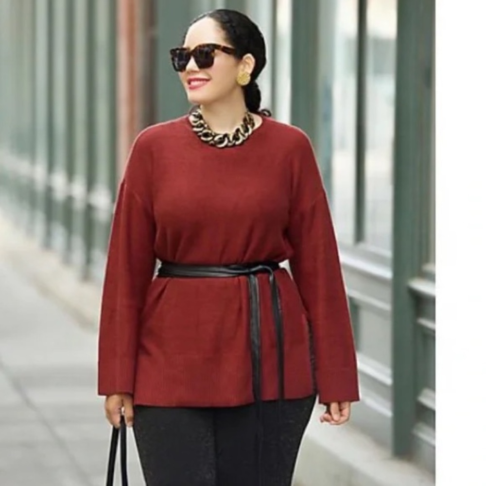 GIRL WITH CURVES Regular Sweater Tunic